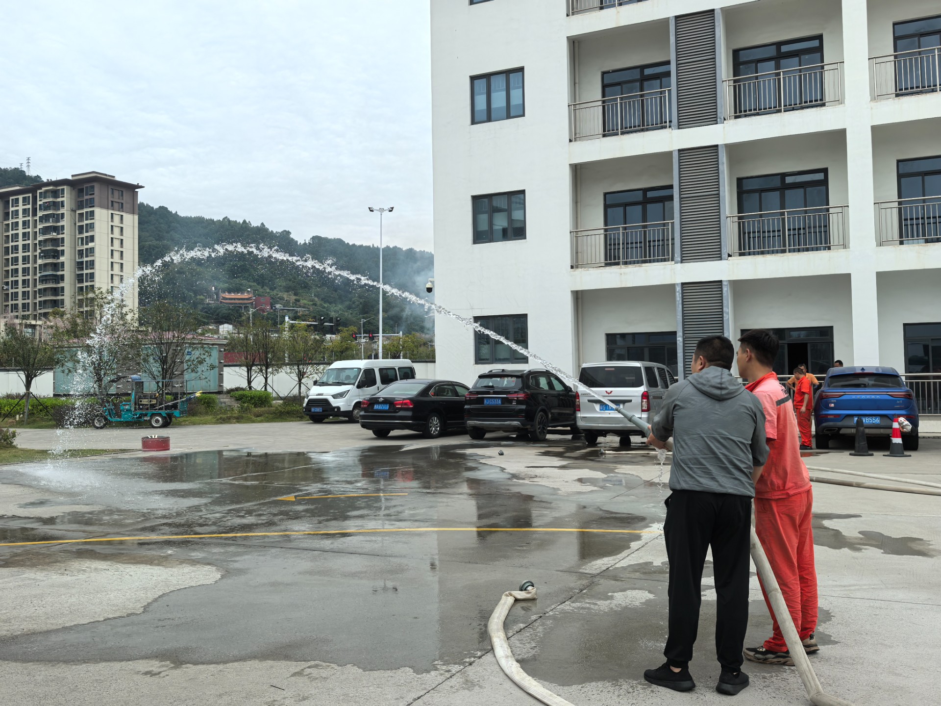 寧德陸港開展“119消防安全日”應(yīng)急演練活動(dòng)，周明組拍攝3.jpg